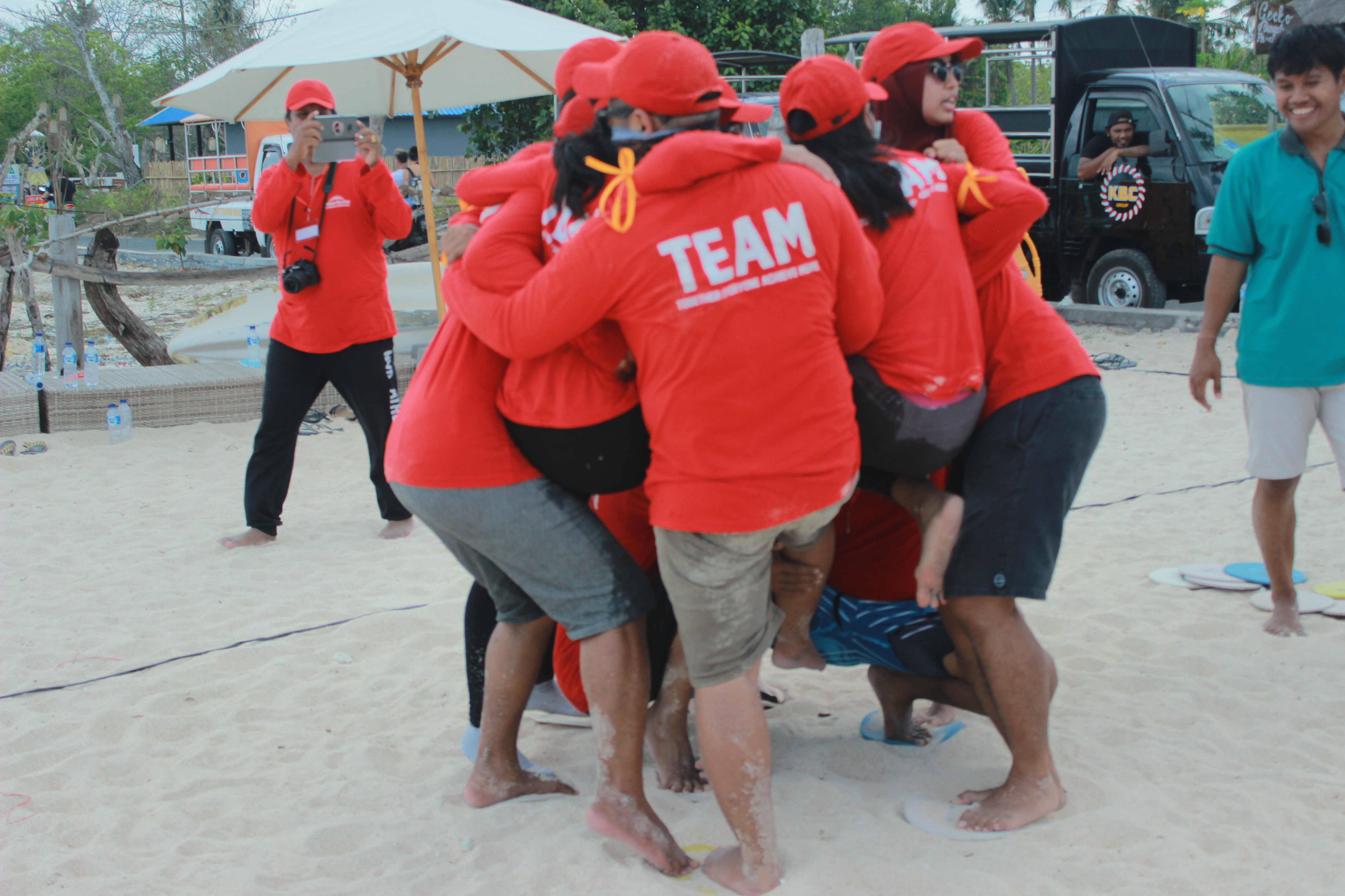 outbounddinusalembongan@balisaritour.com