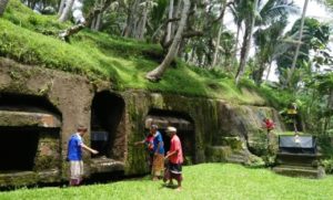 canditebingjukutpaku@balisaritour.com