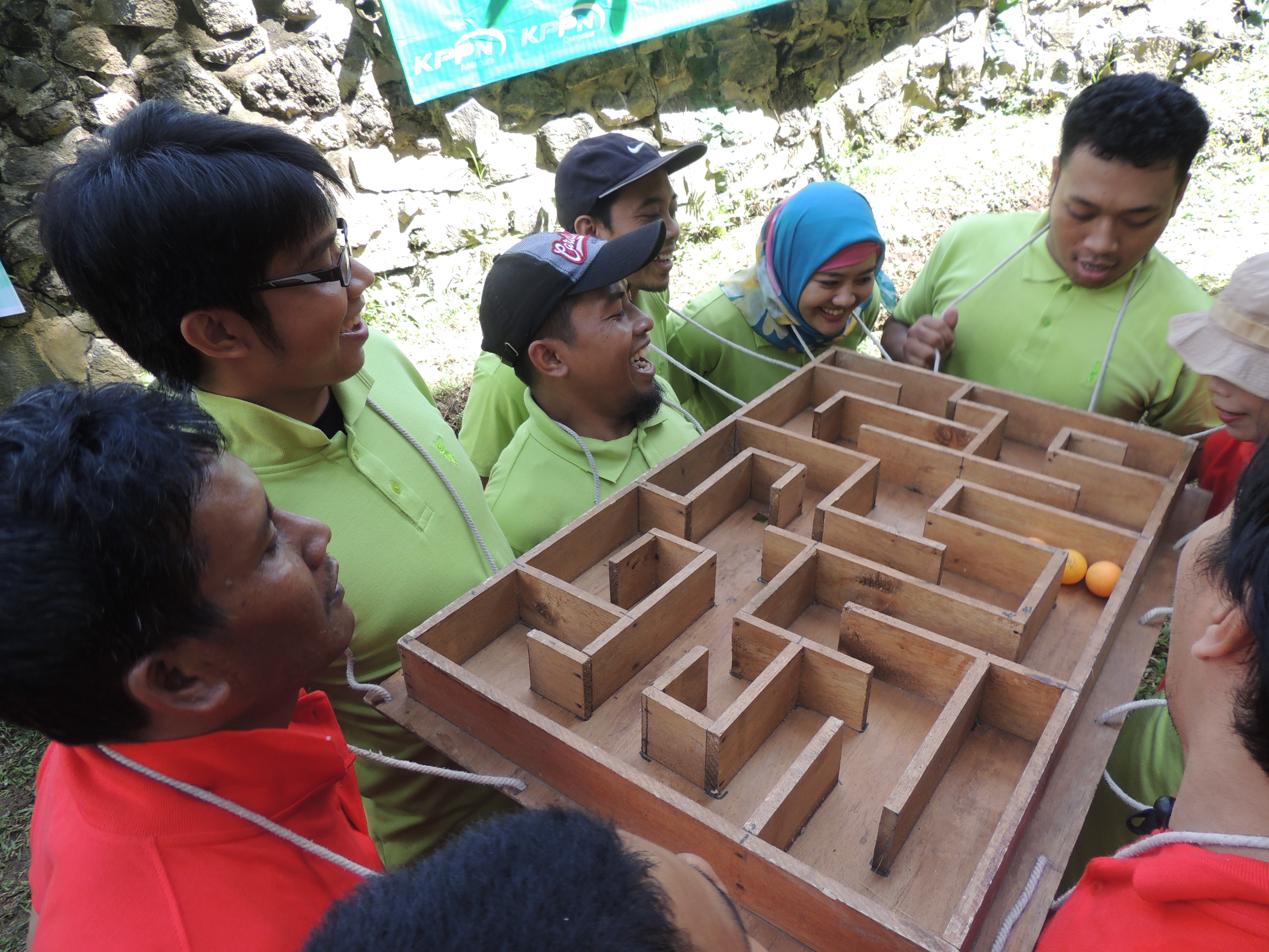 Team Buiding & Rafting di Toekad Rafting