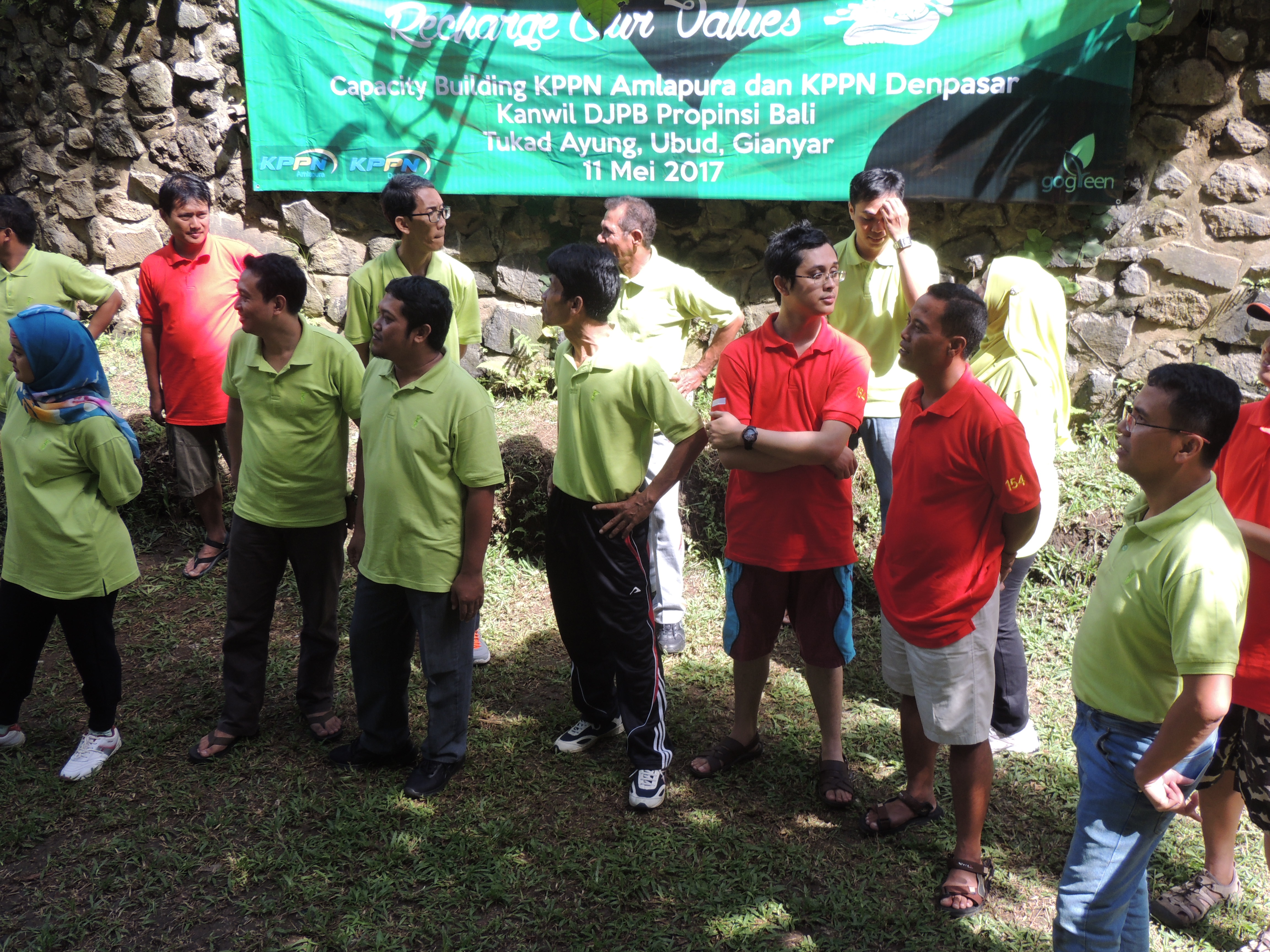 Team Buiding & Rafting di Toekad Rafting